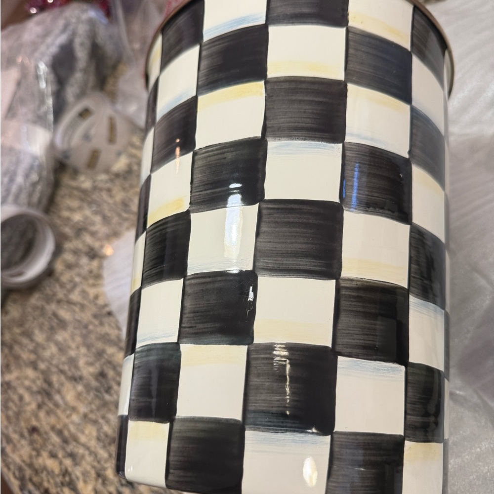 MacKenzie-Childs Courtly Check Tras Bin and Tissue box holder Set - Picture 2 of 14